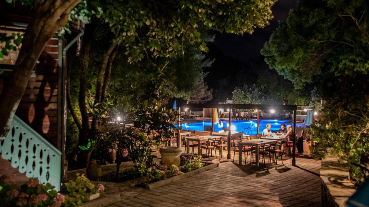 Fener Motel Шіле Екстер'єр фото